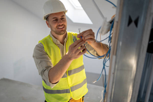 Best Electrical Contractors for Businesses  in Lincolnwood, IL